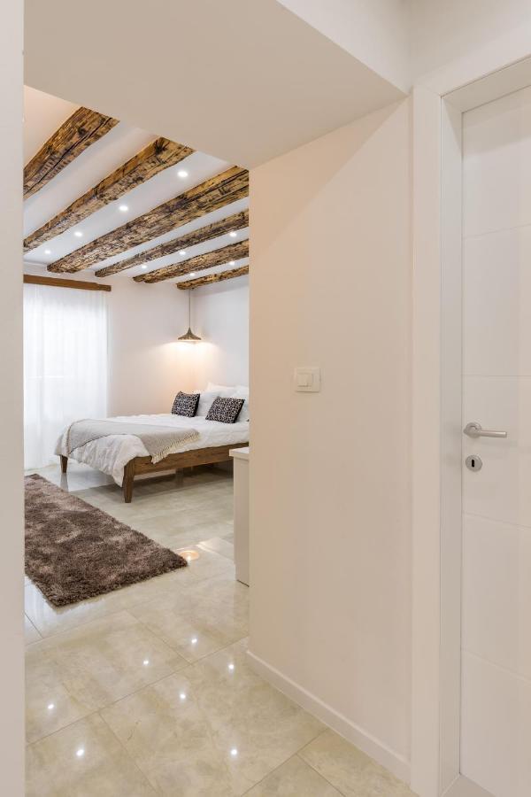 Hani Luxury Rooms Split Exterior photo